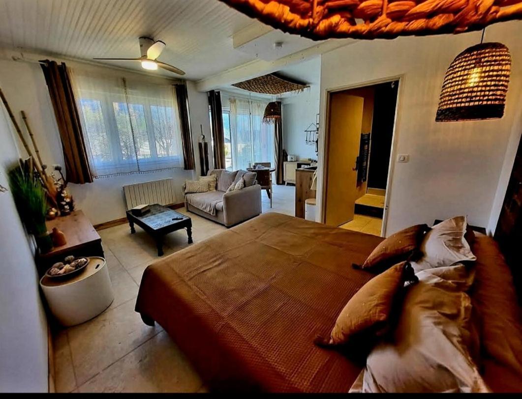 Gardenhill Cosy Hotell Lau-Balagnas Eksteriør bilde
