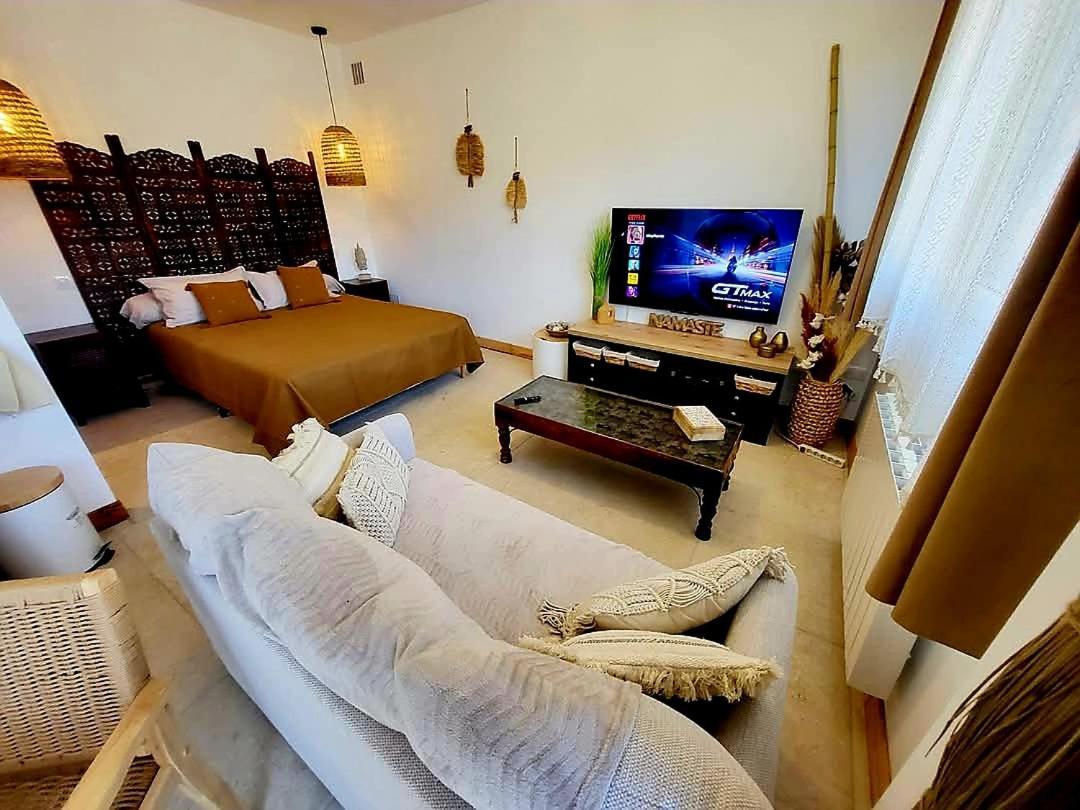Gardenhill Cosy Hotell Lau-Balagnas Eksteriør bilde