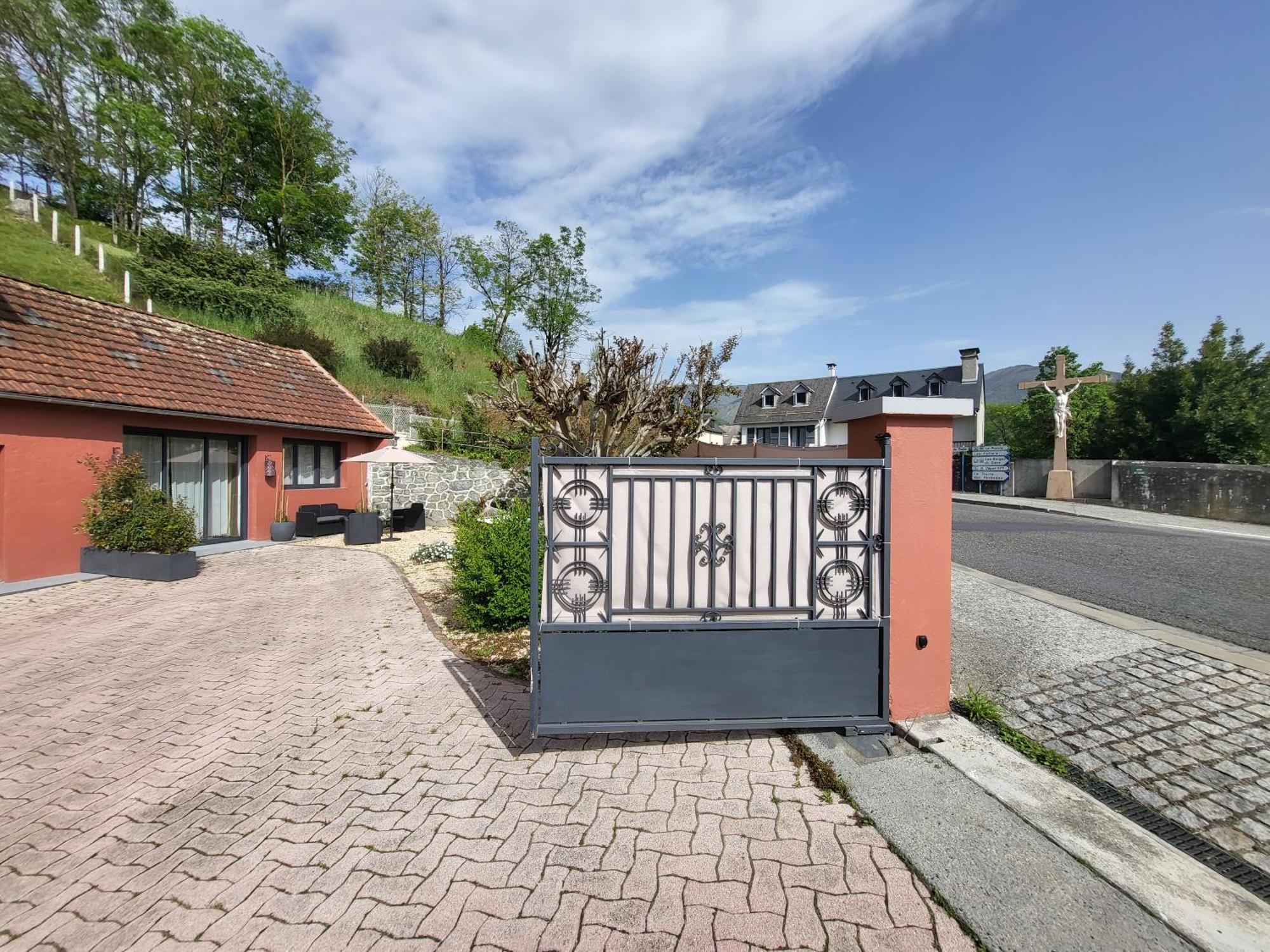 Gardenhill Cosy Hotell Lau-Balagnas Eksteriør bilde